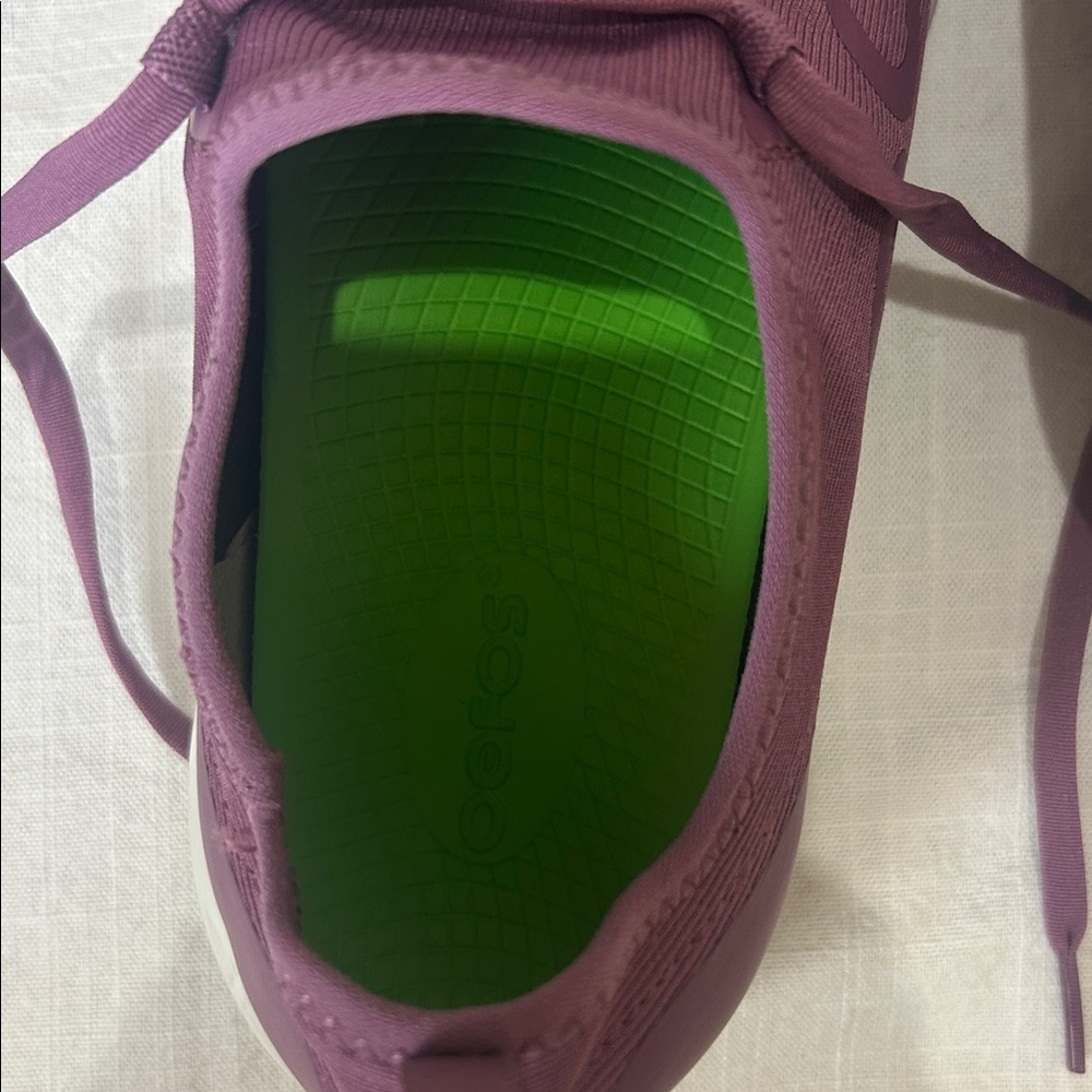 Oofos OOmg Women's Sport LS Low Shoe Size W11 Sneaker Plum - Picture 6 of 6